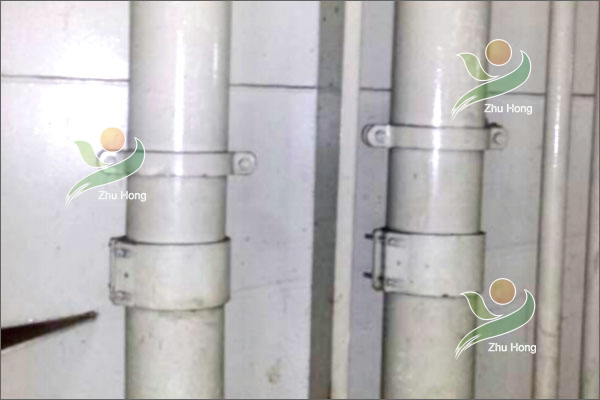 荷兰造“棒棰岛”号货船管道连接